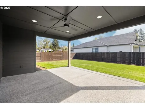151 E Airedale Avenue La Center WA 98629