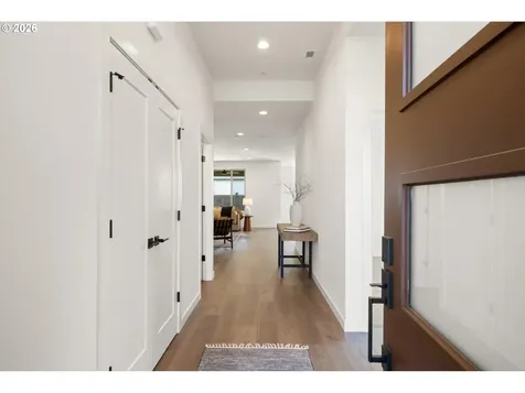 151 E Airedale Avenue La Center WA 98629