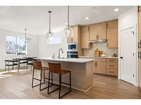 151 E Airedale Avenue La Center WA 98629
