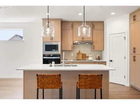 151 E Airedale Avenue La Center WA 98629