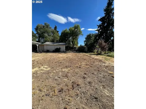 40 Allen Avenue Springfield OR 97477