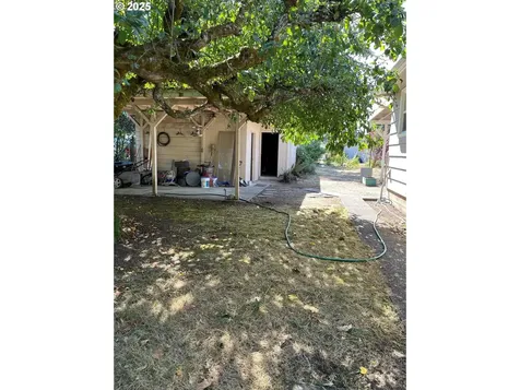 40 Allen Avenue Springfield OR 97477
