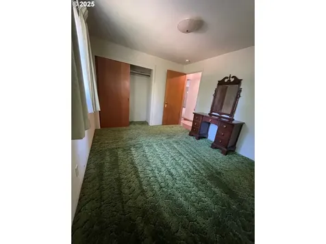 40 Allen Avenue Springfield OR 97477