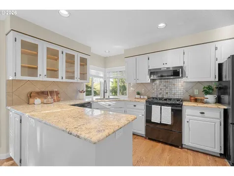 4420 NW Kahneeta Drive Portland OR 97229