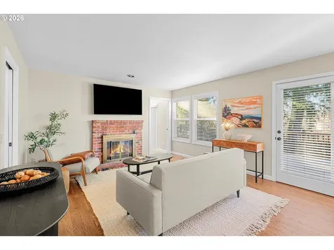 4420 NW Kahneeta Drive Portland OR 97229