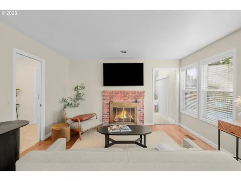 4420 NW Kahneeta Drive Portland OR 97229