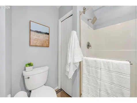 4420 NW Kahneeta Drive Portland OR 97229