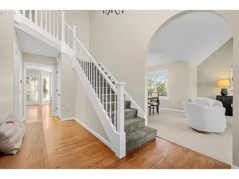 4420 NW Kahneeta Drive Portland OR 97229