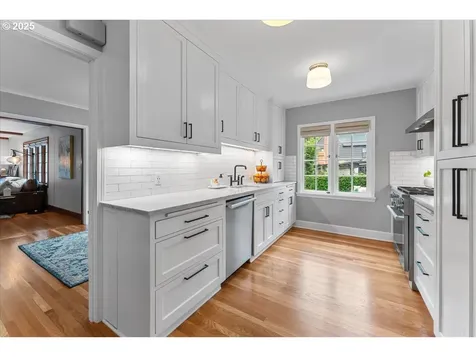 7215 SE 34th Avenue Portland OR 97202