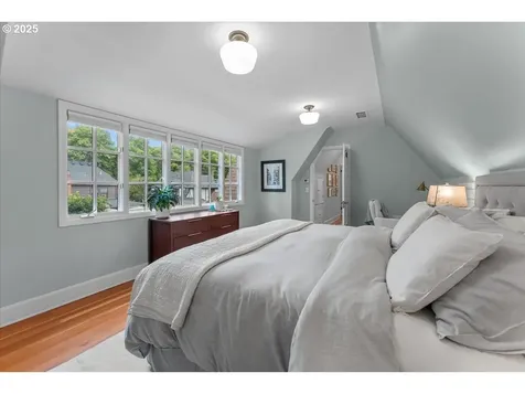 7215 SE 34th Avenue Portland OR 97202