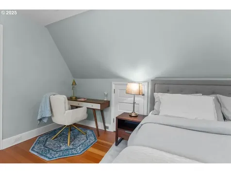 7215 SE 34th Avenue Portland OR 97202