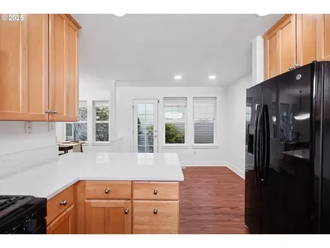 9926 NW Justus Lane Portland OR 97229