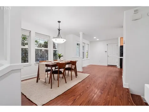 9926 NW Justus Lane Portland OR 97229