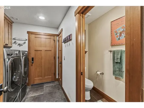 1579 Germany Creek Road Longview WA 98632