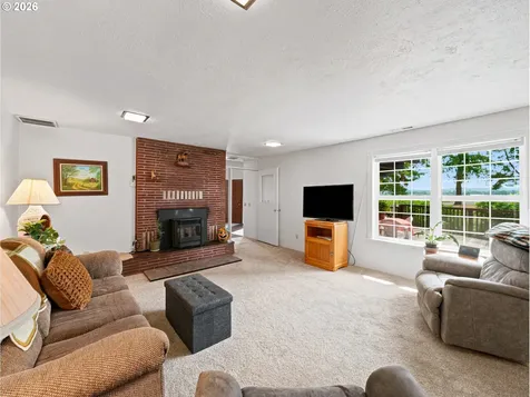 13606 S Vick Road Molalla OR 97038