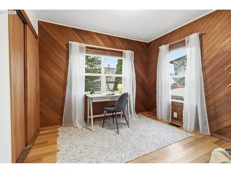 1644 N Ainsworth Street Portland OR 97217