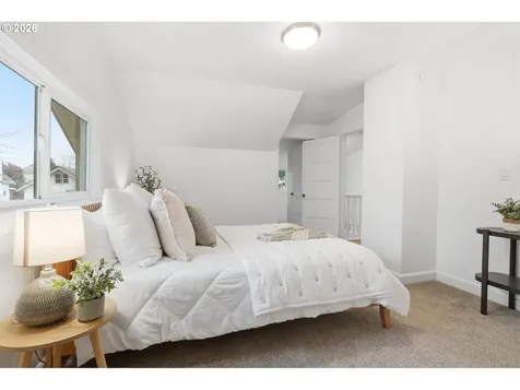 1644 N Ainsworth Street Portland OR 97217