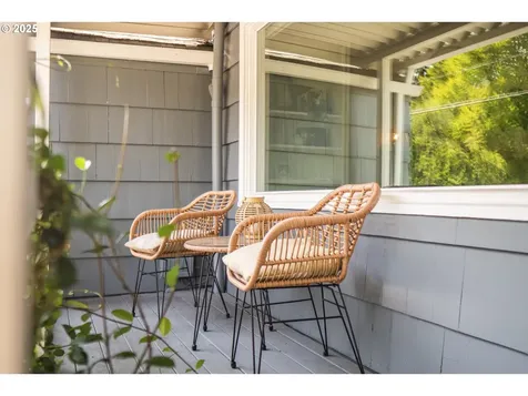 5811 SE 23rd Avenue Portland OR 97202