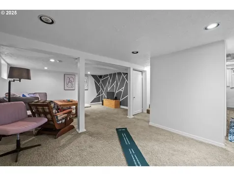 5811 SE 23rd Avenue Portland OR 97202
