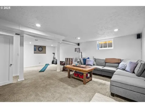 5811 SE 23rd Avenue Portland OR 97202