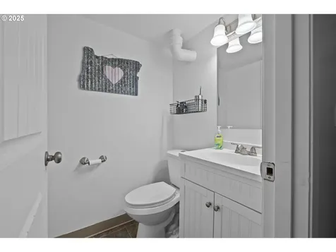 5811 SE 23rd Avenue Portland OR 97202
