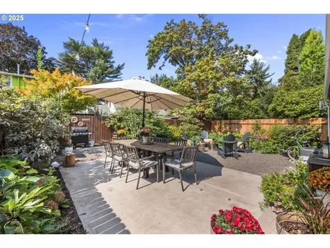5811 SE 23rd Avenue Portland OR 97202