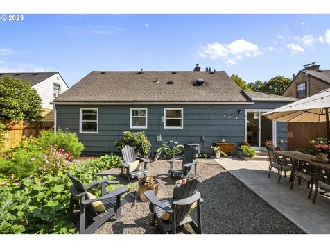 5811 SE 23rd Avenue Portland OR 97202