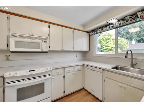 8541 SW Mandan Drive Tualatin OR 97062