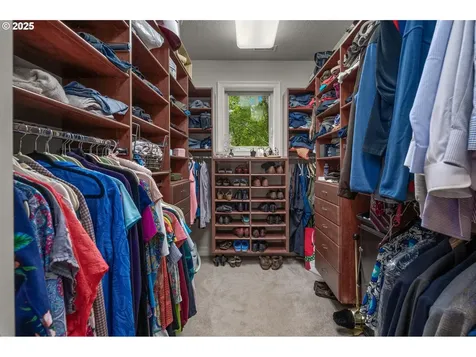 3329 SW Ridgewood Avenue Portland OR 97225