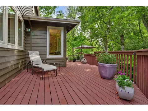 3329 SW Ridgewood Avenue Portland OR 97225