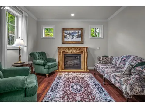 3329 SW Ridgewood Avenue Portland OR 97225