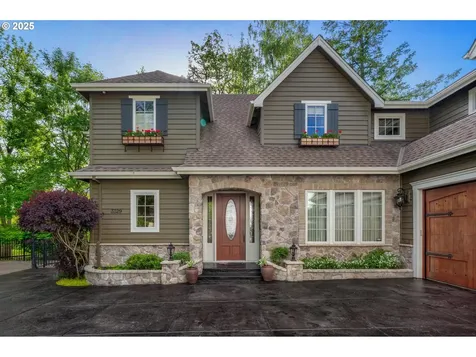 3329 SW Ridgewood Avenue Portland OR 97225