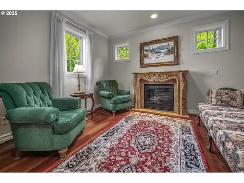 3329 SW Ridgewood Avenue Portland OR 97225