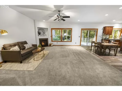 1176 Nautical Drive Hammond OR 97121