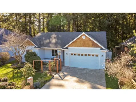 1176 Nautical Drive Hammond OR 97121