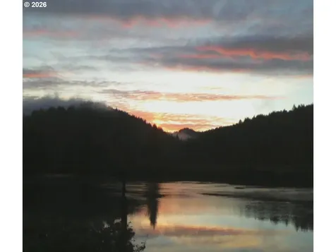 8136 Highway 126 Florence OR 97439
