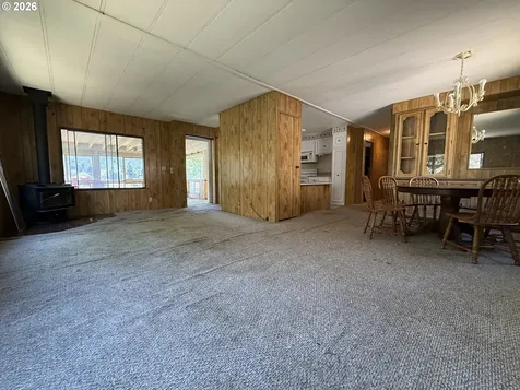 8136 Highway 126 Florence OR 97439