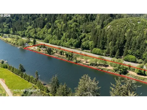 8136 Highway 126 Florence OR 97439