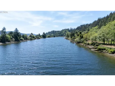 8136 Highway 126 Florence OR 97439