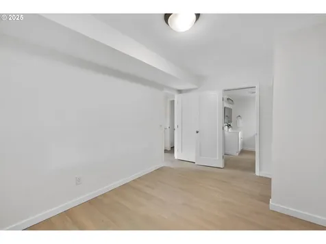 7375 SW Ashdale Drive Portland OR 97223
