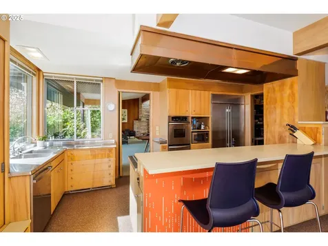 1685 Skyline Boulevard Eugene OR 97403
