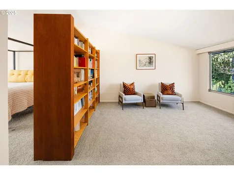 1685 Skyline Boulevard Eugene OR 97403