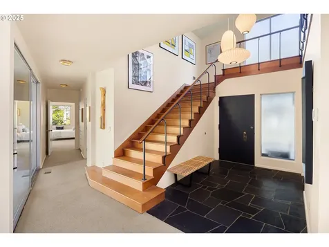 1685 Skyline Boulevard Eugene OR 97403