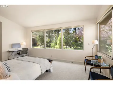 1685 Skyline Boulevard Eugene OR 97403