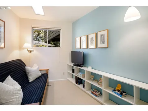 1685 Skyline Boulevard Eugene OR 97403