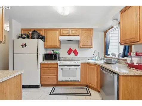 1315 SE 135th Avenue Portland OR 97233