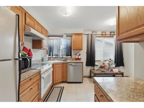 1315 SE 135th Avenue Portland OR 97233