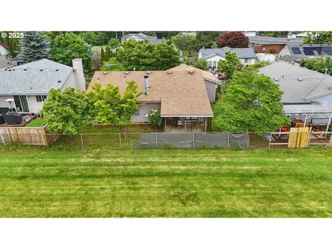 1315 SE 135th Avenue Portland OR 97233