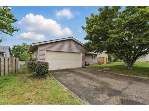 1315 SE 135th Avenue Portland OR 97233
