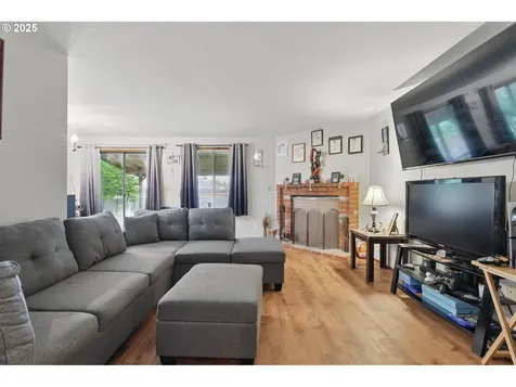 1315 SE 135th Avenue Portland OR 97233